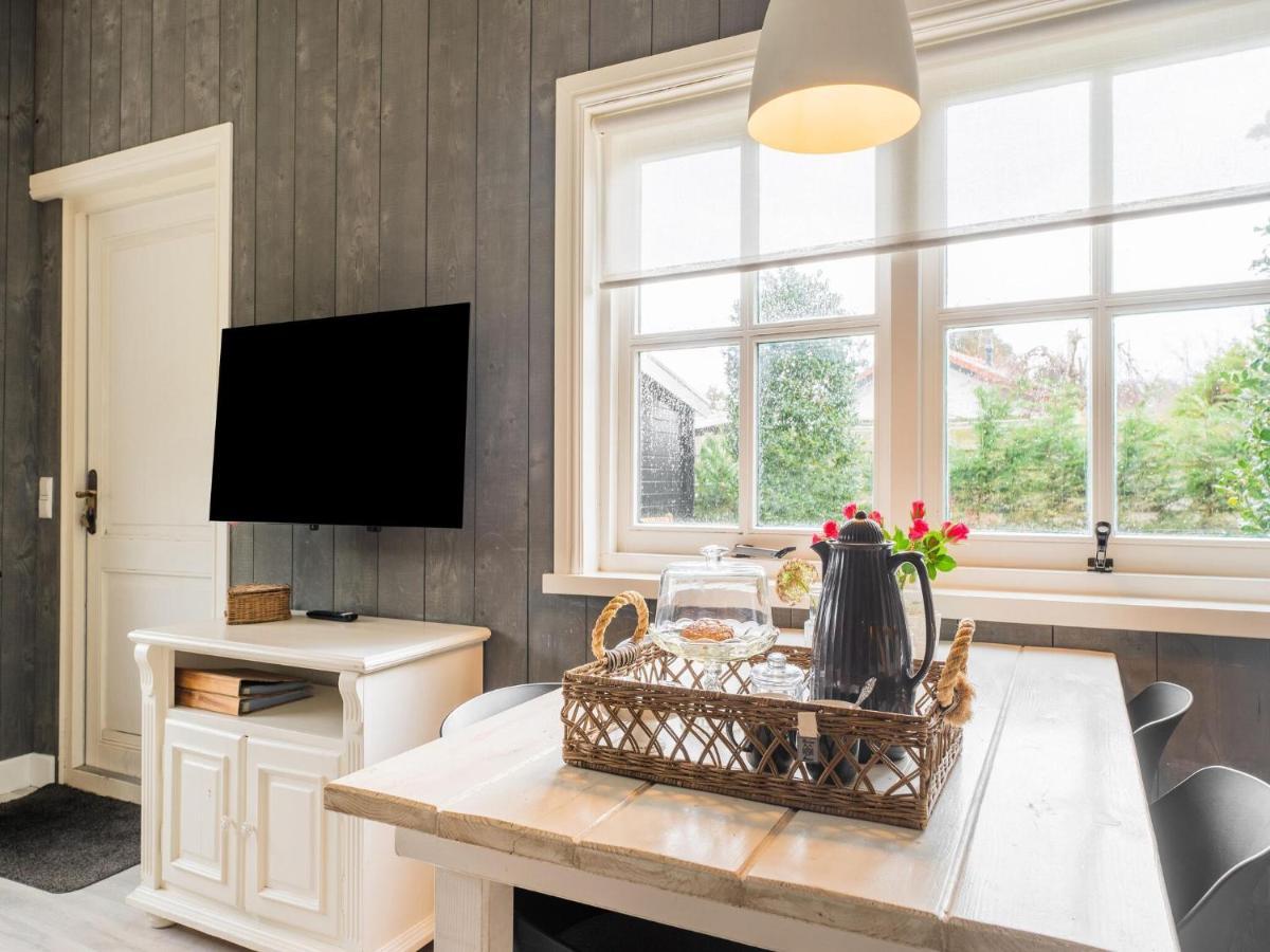 Quaint Summer Holiday Home In Egmond Binnen Extérieur photo